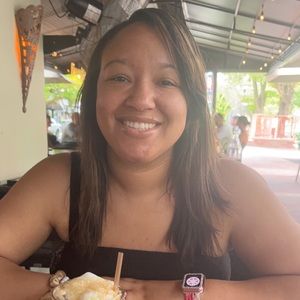 Meet your Posher, Mercedes